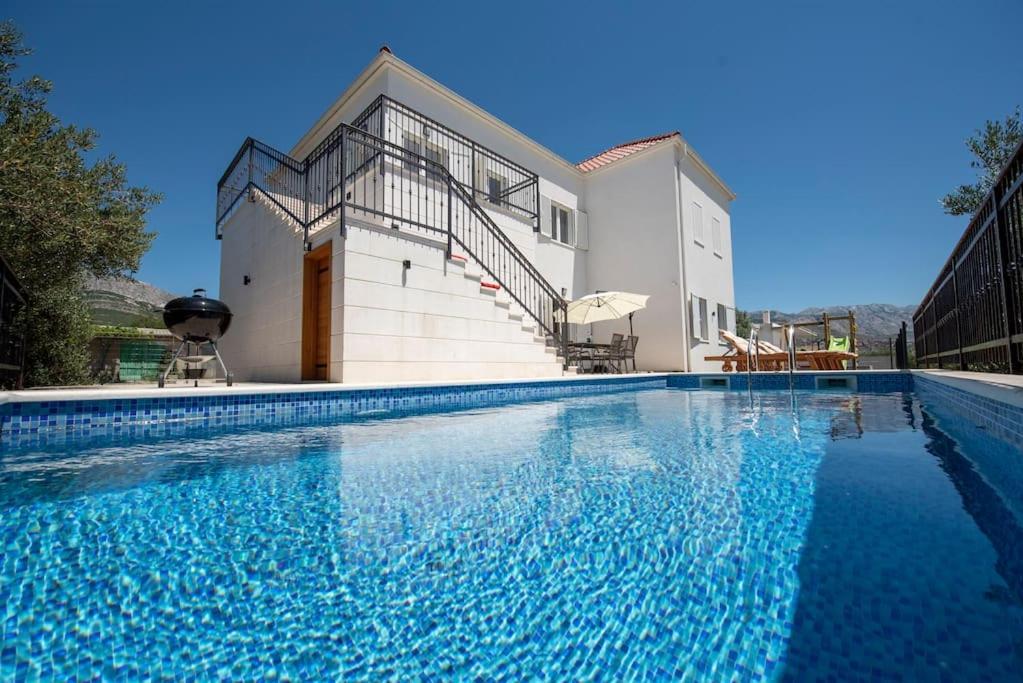 Villa Aquero -With Private Pool Vranjic Eksteriør billede